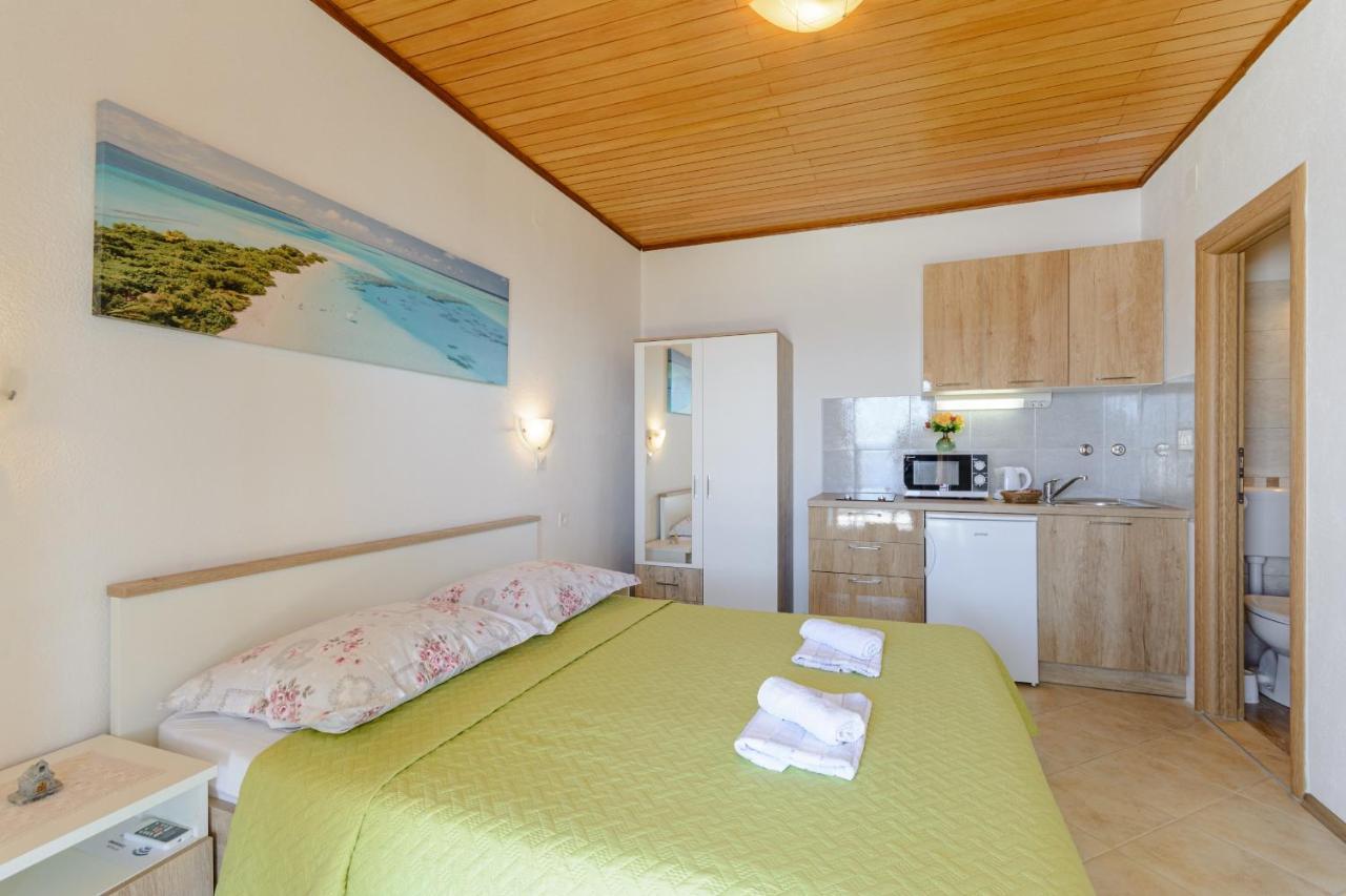 Rooms Sani Brela Εξωτερικό φωτογραφία