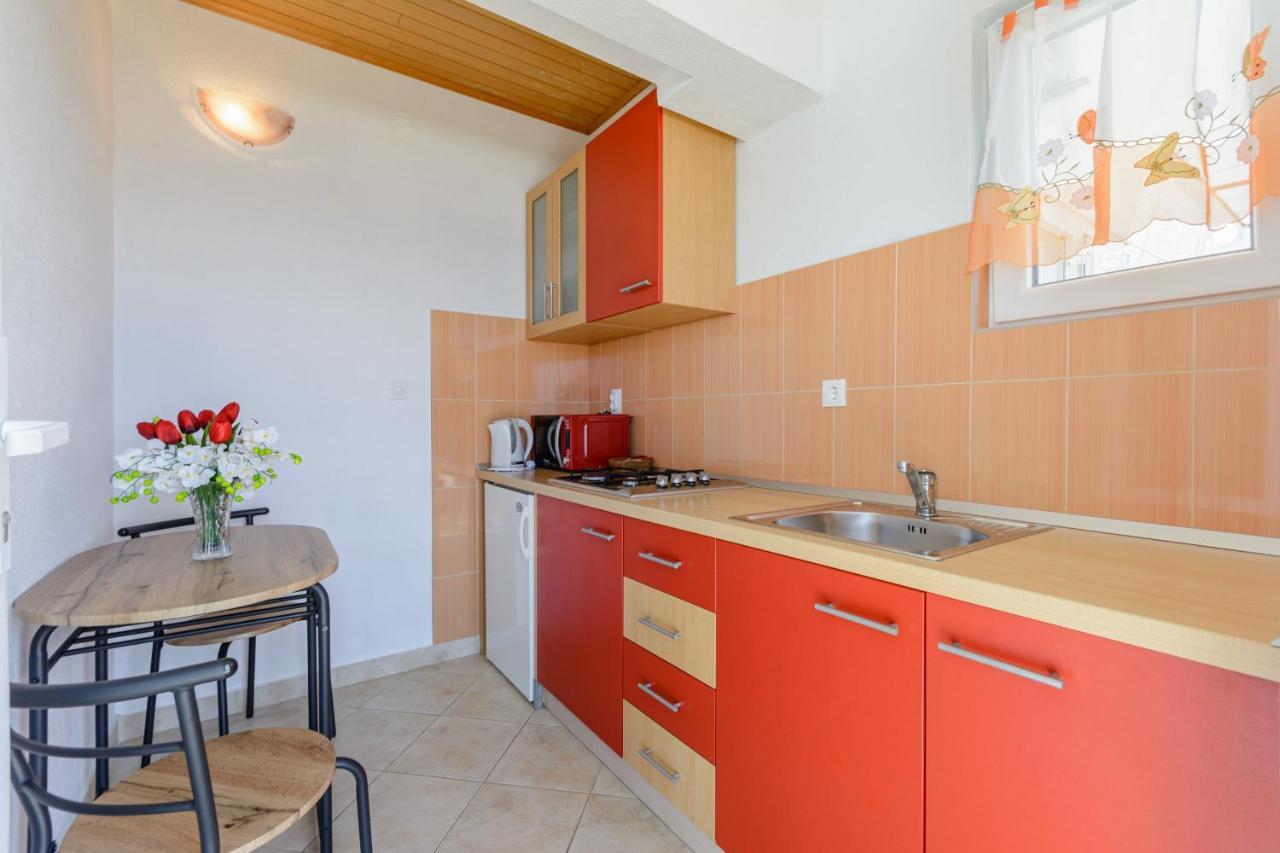 Rooms Sani Brela Εξωτερικό φωτογραφία