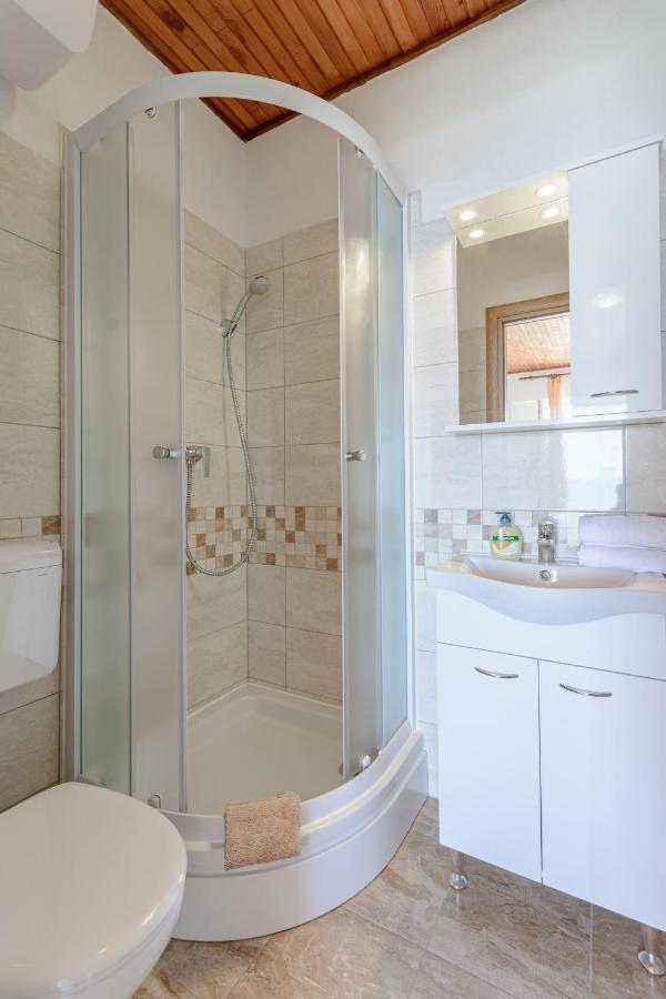 Rooms Sani Brela Εξωτερικό φωτογραφία